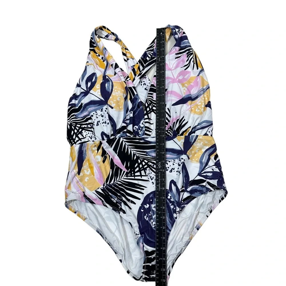 SwimRX One Piece Swimsuit Size 2X Tropical Print Plunge Beach Vacation Resort